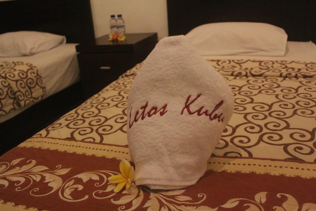 Letos Kubu Homestay Kuta Lombok Esterno foto